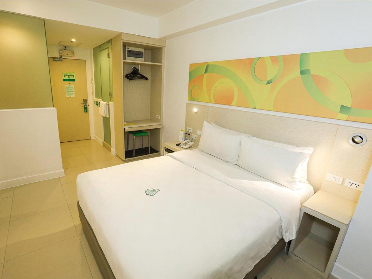 Go Hotels Manila Airport Road Paranaque City Zewnętrze zdjęcie