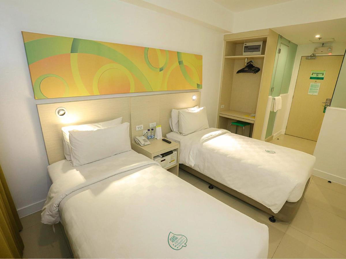 Go Hotels Manila Airport Road Paranaque City Zewnętrze zdjęcie