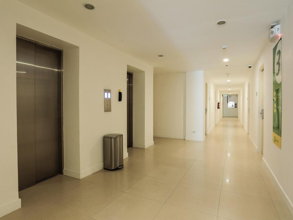 Go Hotels Manila Airport Road Paranaque City Zewnętrze zdjęcie