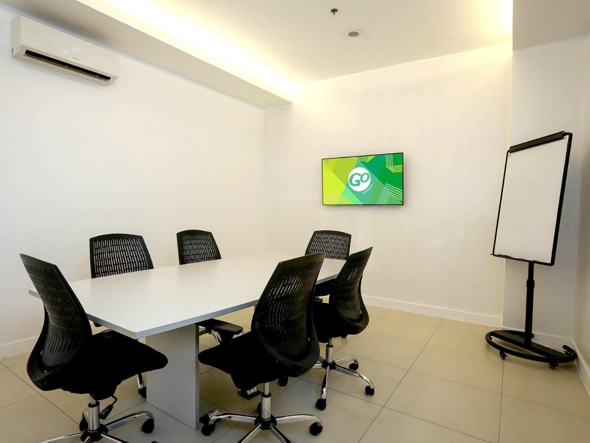 Go Hotels Manila Airport Road Paranaque City Zewnętrze zdjęcie