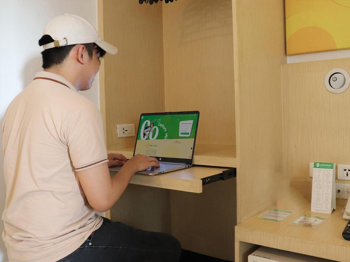 Go Hotels Manila Airport Road Paranaque City Zewnętrze zdjęcie