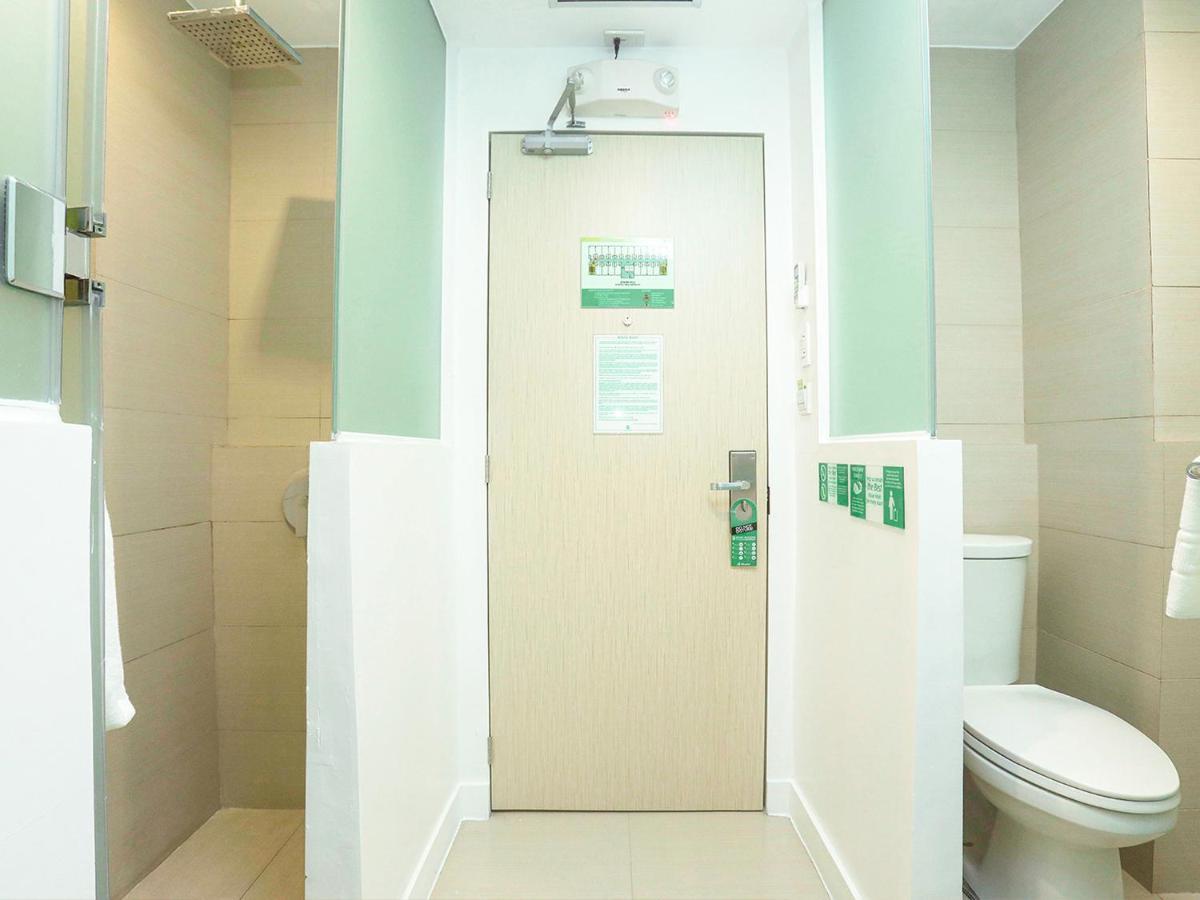 Go Hotels Manila Airport Road Paranaque City Zewnętrze zdjęcie