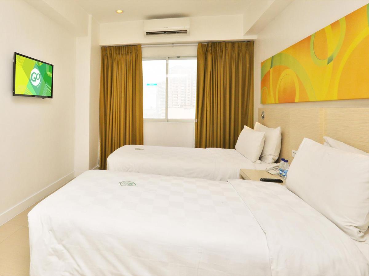 Go Hotels Manila Airport Road Paranaque City Zewnętrze zdjęcie