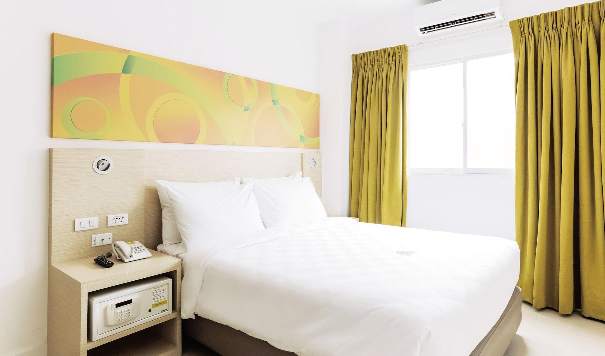 Go Hotels Manila Airport Road Paranaque City Zewnętrze zdjęcie