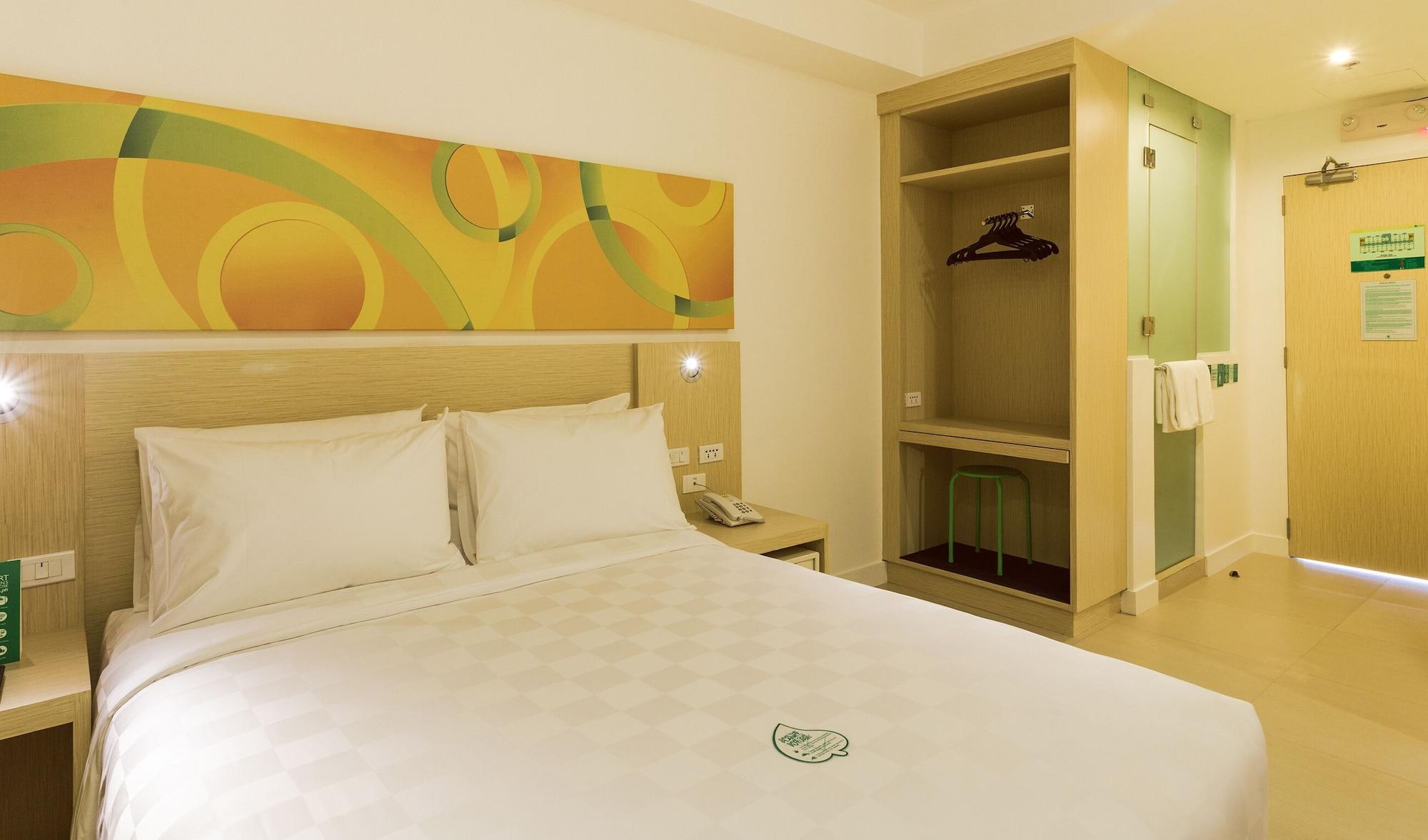 Go Hotels Manila Airport Road Paranaque City Zewnętrze zdjęcie