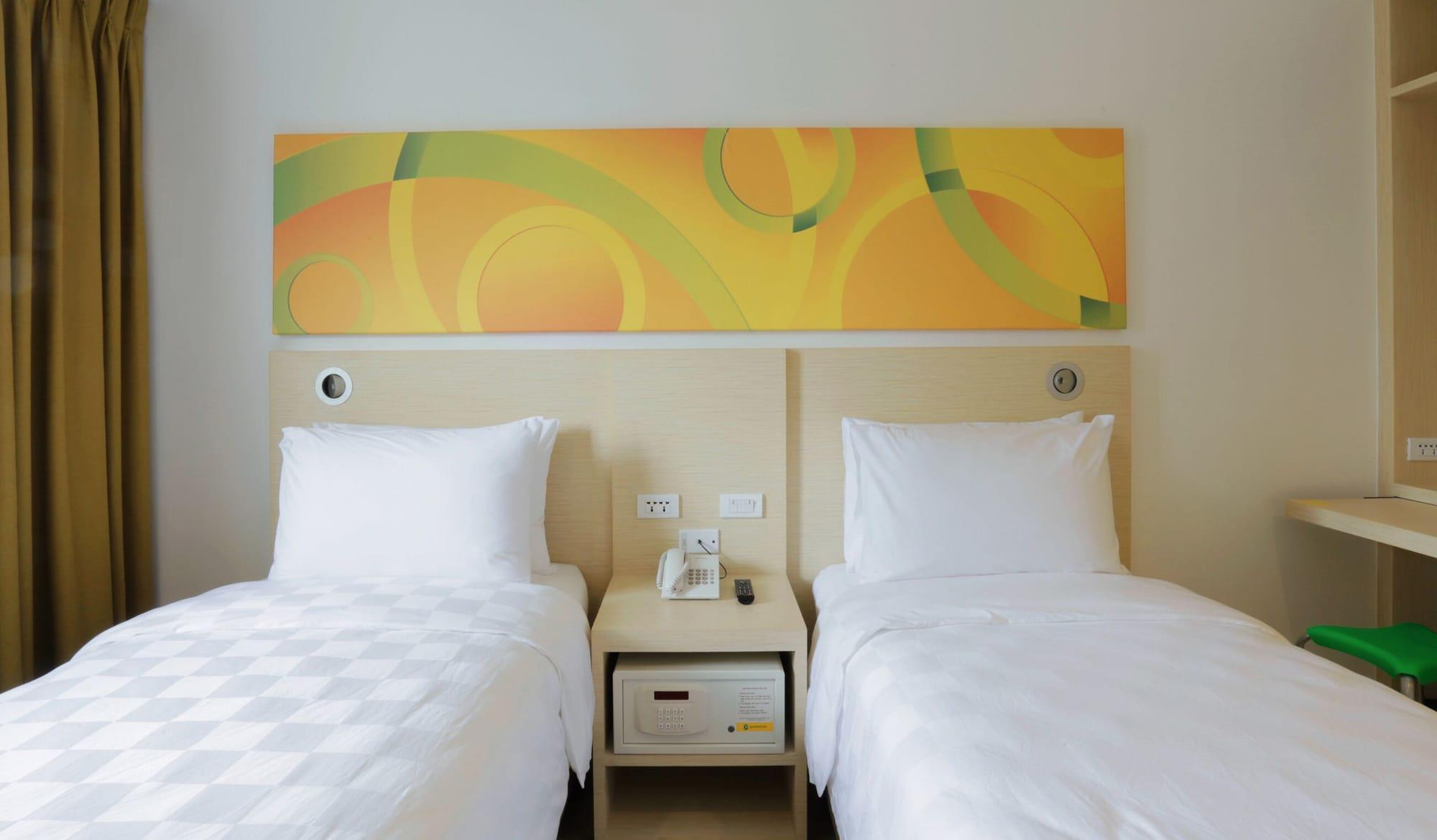 Go Hotels Manila Airport Road Paranaque City Zewnętrze zdjęcie