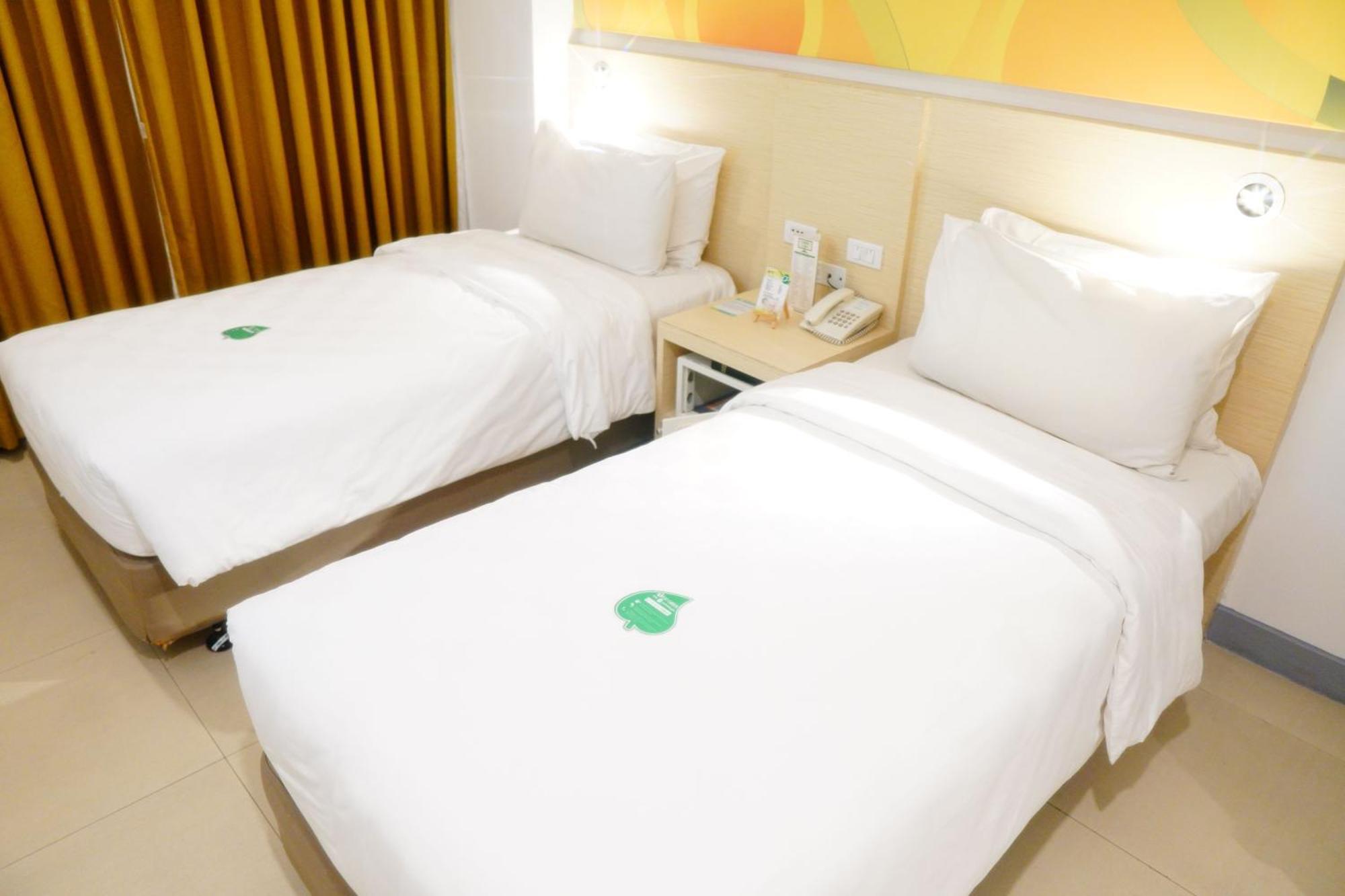 Go Hotels Manila Airport Road Paranaque City Zewnętrze zdjęcie